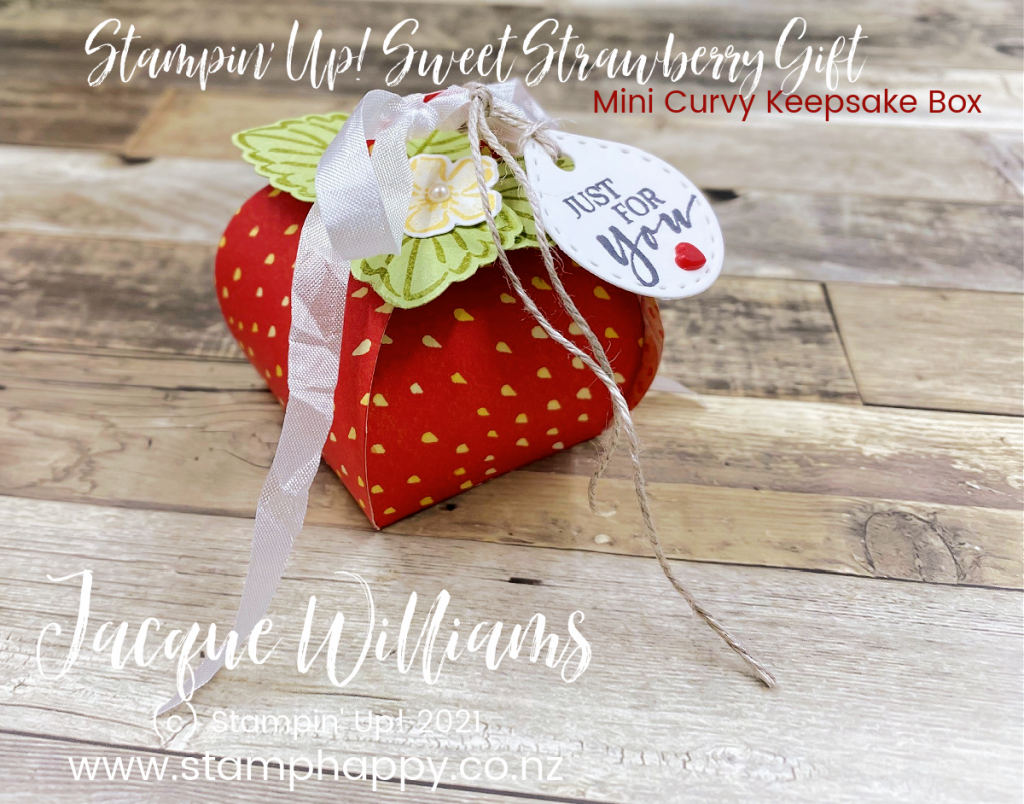 Create an adorable strawberry box with the Mini Curvy Keepsakes Box and the Sweet Strawberry Punch.  Perfect for wedding or baby shower favors and table decor.  Stamping classes New Zealand 