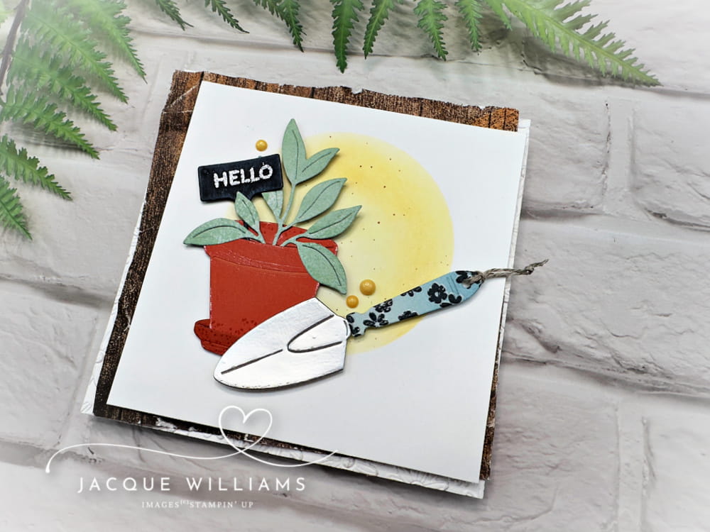 Easy colored heat embossing with the Help Me Grow bundle by Stampijn' Up! - perfect for any gardener and sure to put a smile on their face.