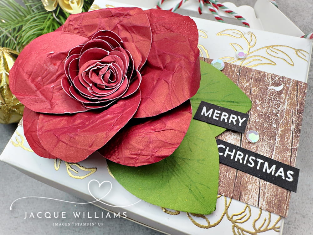 Make a paper rose with the Simple Leaf Punch and a scalloped circle!  Everyday paper crafting tips for you with Jacque Williams in Auckland, Tauranga, Hamilton, Whangarei, and Nelson.  Gable Box